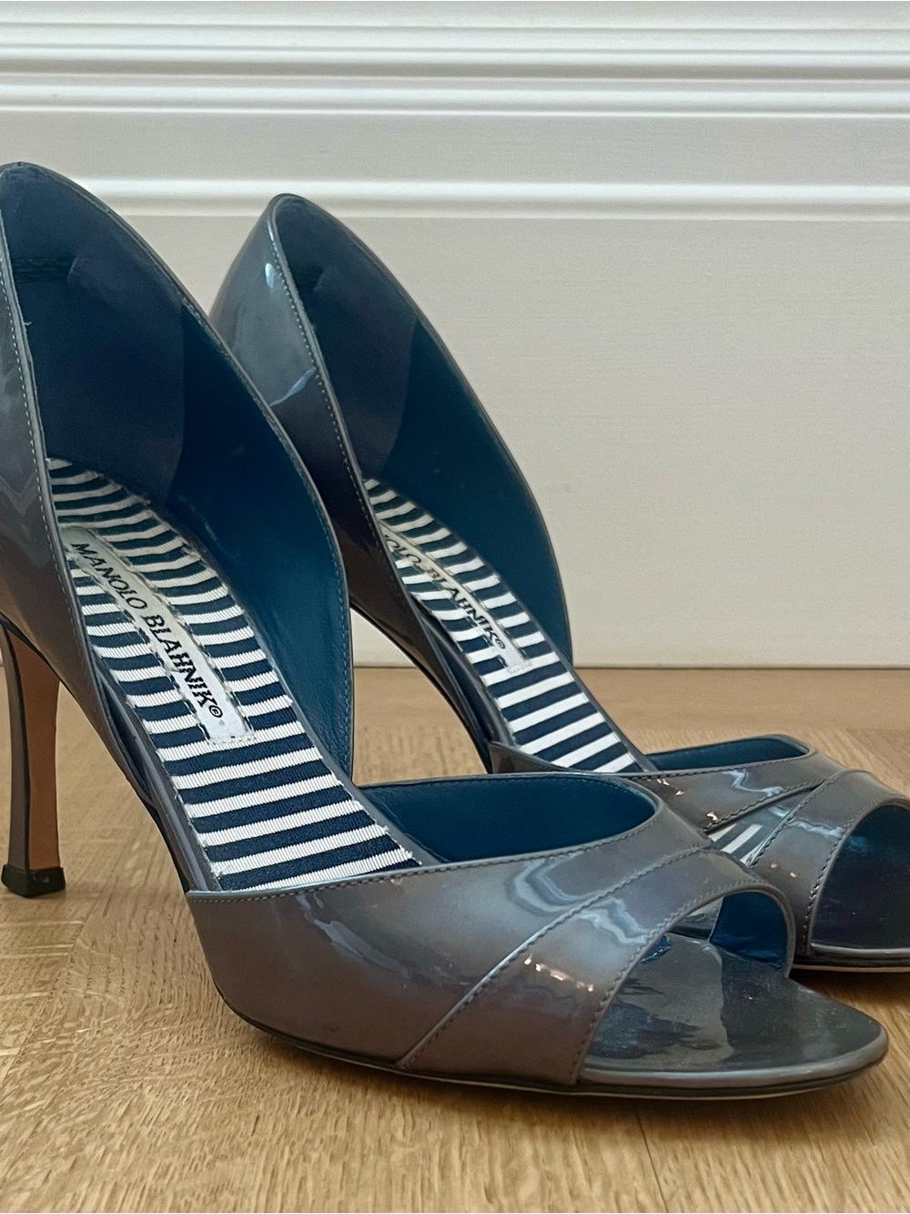 Manolo Blahnik Patent Leather Slate Gray Peep-Toe Sandals Heels Size US 7/EU 37